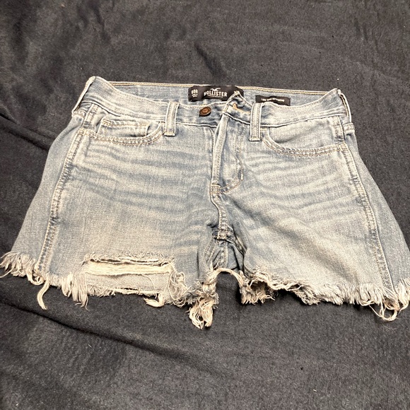 Hollister cutoff shorts size 23 or 00 - Picture 8 of 9